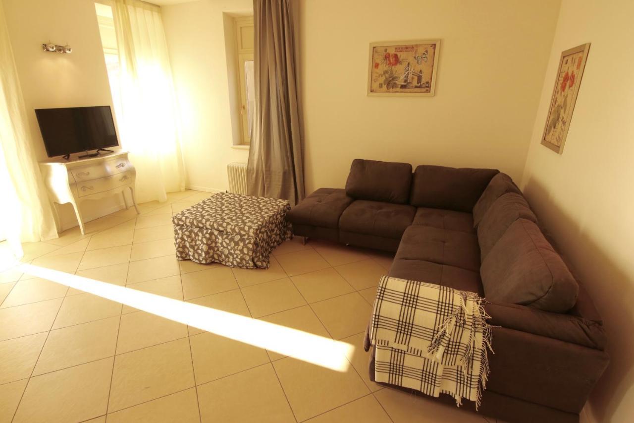 Charmante Apartament Lake Front Malcesine Luaran gambar